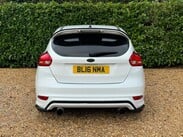 Ford Focus 1.0T EcoBoost Zetec S Euro 6 (s/s) 5dr 3