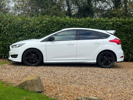 Ford Focus 1.0T EcoBoost Zetec S Euro 6 (s/s) 5dr 12