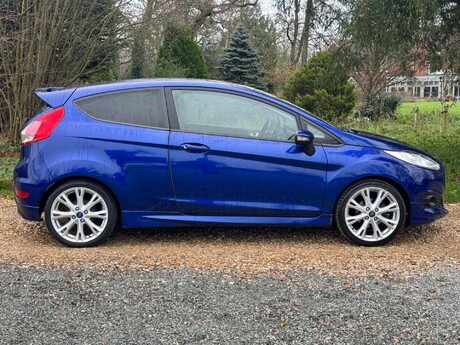 Ford Fiesta 1.0T EcoBoost Zetec S Euro 5 (s/s) 3dr 11