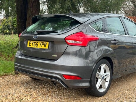 Ford Focus 1.5T EcoBoost Zetec S Euro 6 (s/s) 5dr 17