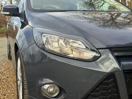 Ford Focus 2.0 TDCi Zetec S Euro 5 5dr 2