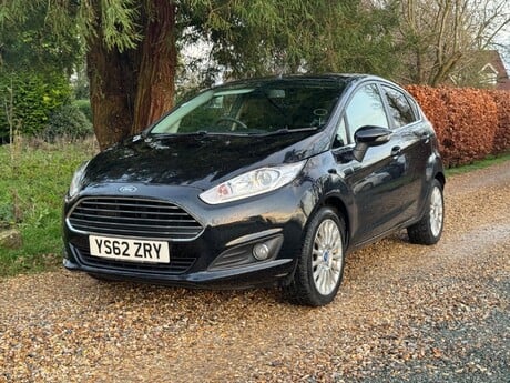 Ford Fiesta 1.0T EcoBoost Titanium Euro 5 (s/s) 5dr 7