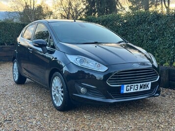 Ford Fiesta 1.0T EcoBoost Titanium Euro 5 (s/s) 5dr