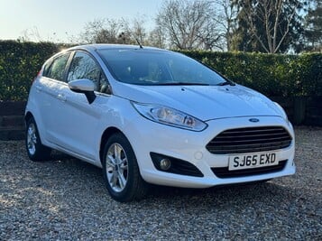 Ford Fiesta 1.25 Zetec Euro 6 5dr