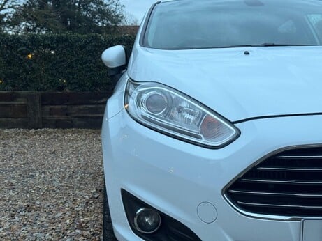 Ford Fiesta 1.0T EcoBoost Titanium Euro 6 (s/s) 5dr 4