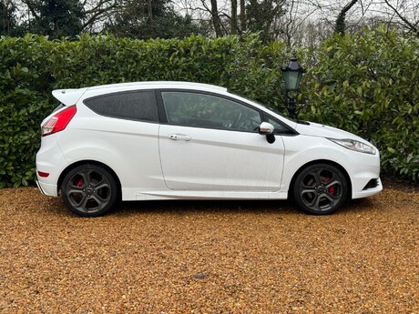 Ford Fiesta 1.6T EcoBoost ST-3 Euro 6 3dr 12