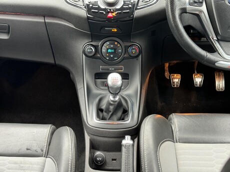 Ford Fiesta 1.6T EcoBoost ST-3 Euro 6 3dr 21