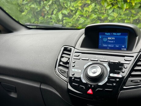 Ford Fiesta 1.6T EcoBoost ST-3 Euro 6 3dr 39