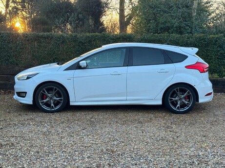 Ford Focus 1.0T EcoBoost ST-Line X Euro 6 (s/s) 5dr 4