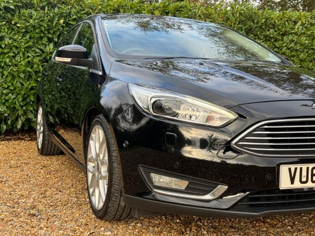 Ford Focus 1.0T EcoBoost Titanium X Euro 6 (s/s) 5dr 7
