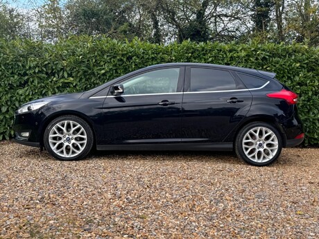 Ford Focus 1.0T EcoBoost Titanium X Euro 6 (s/s) 5dr 10