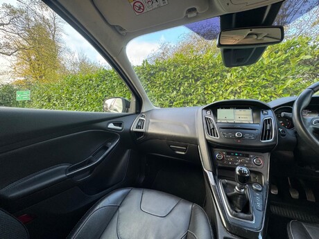 Ford Focus 1.0T EcoBoost Titanium X Euro 6 (s/s) 5dr 14