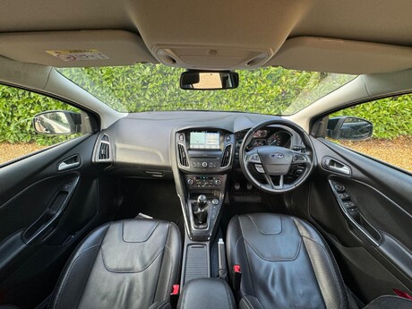 Ford Focus 1.0T EcoBoost Titanium X Euro 6 (s/s) 5dr 17