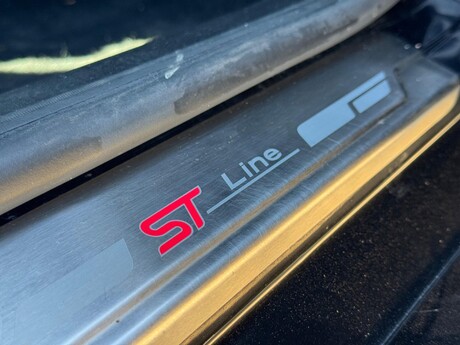 Ford Fiesta 1.0T EcoBoost ST-Line Euro 6 (s/s) 5dr 41