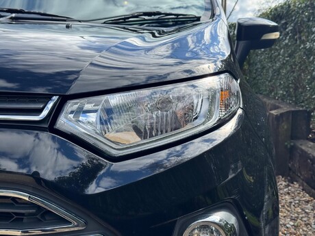 Ford Ecosport 1.0T EcoBoost Titanium 2WD Euro 6 (s/s) 5dr 29