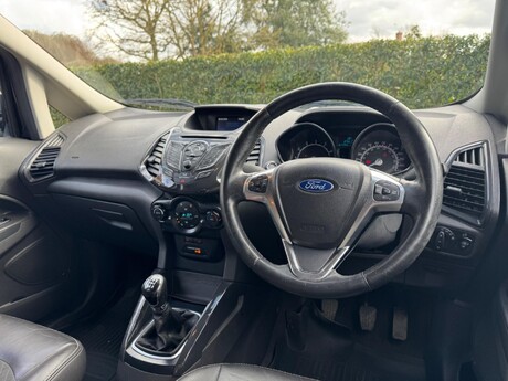 Ford Ecosport 1.0T EcoBoost Titanium 2WD Euro 6 (s/s) 5dr 35