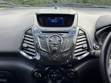 Ford Ecosport 1.0T EcoBoost Titanium 2WD Euro 6 (s/s) 5dr 36