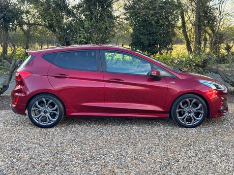 Ford Fiesta 1.0T EcoBoost ST-Line X Euro 6 (s/s) 5dr 9