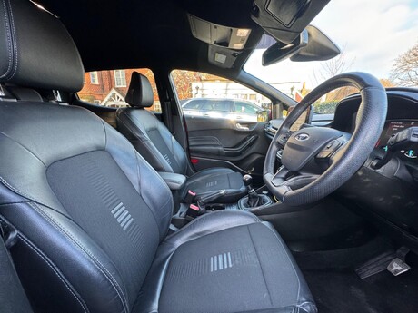 Ford Fiesta 1.0T EcoBoost ST-Line X Euro 6 (s/s) 5dr 15
