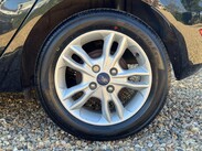 Ford Fiesta 1.0T EcoBoost Zetec Euro 6 (s/s) 5dr 17