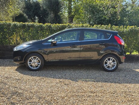 Ford Fiesta 1.0T EcoBoost Zetec Euro 6 (s/s) 5dr 2