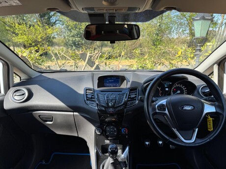 Ford Fiesta 1.0T EcoBoost Zetec S Euro 6 (s/s) 3dr 11