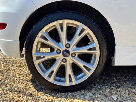 Ford Fiesta 1.0T EcoBoost Zetec S Euro 6 (s/s) 3dr 25