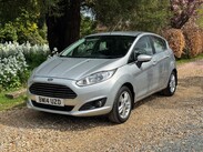 Ford Fiesta 1.0T EcoBoost Zetec Euro 5 (s/s) 5dr 3