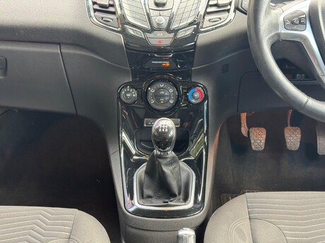 Ford Fiesta 1.0T EcoBoost Zetec Euro 5 (s/s) 5dr 13