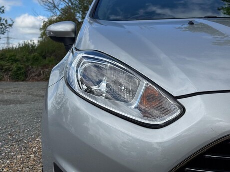Ford Fiesta 1.0T EcoBoost Zetec Euro 5 (s/s) 5dr 24