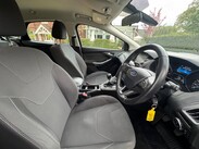 Ford Focus 1.0T EcoBoost Zetec Euro 6 (s/s) 5dr 19