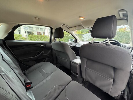 Ford Focus 1.0T EcoBoost Zetec Euro 6 (s/s) 5dr 21