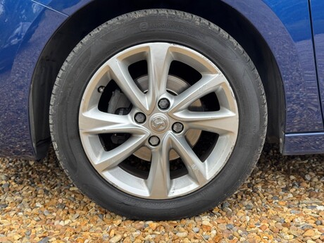 Vauxhall Corsa 1.2 SE Premium Euro 6 5dr 22