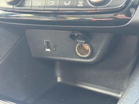 Vauxhall Corsa 1.2 SE Euro 6 5dr 9