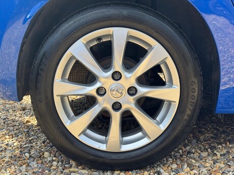 Vauxhall Corsa 1.2 SE Euro 6 5dr 17