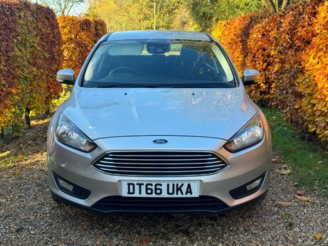 Ford Focus 1.0T EcoBoost Zetec Euro 6 (s/s) 5dr 3
