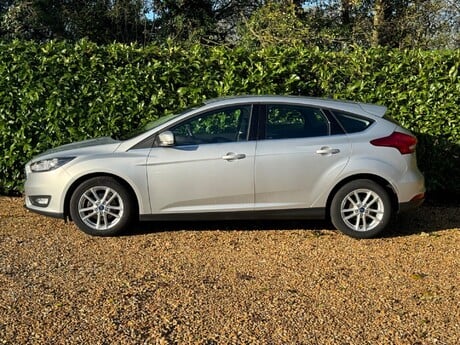 Ford Focus 1.0T EcoBoost Zetec Euro 6 (s/s) 5dr 9