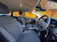 Ford Focus 1.0T EcoBoost Zetec Euro 6 (s/s) 5dr 23