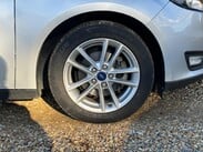Ford Focus 1.0T EcoBoost Zetec Euro 6 (s/s) 5dr 33