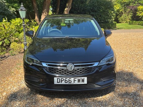 Vauxhall Astra 1.4i Turbo Design Euro 6 5dr 1