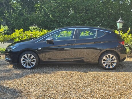 Vauxhall Astra 1.4i Turbo Design Euro 6 5dr 3
