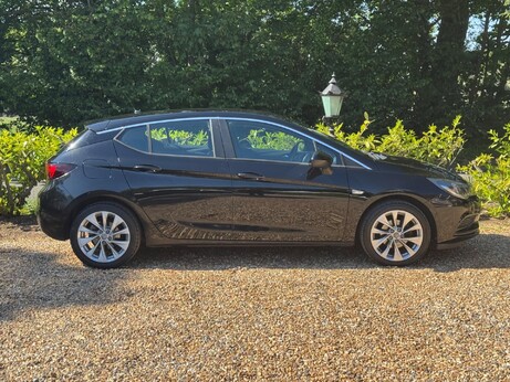 Vauxhall Astra 1.4i Turbo Design Euro 6 5dr 4