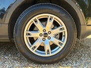 Land Rover Range Rover Evoque 2.2 SD4 Pure 4WD Euro 5 (s/s) 5dr 24
