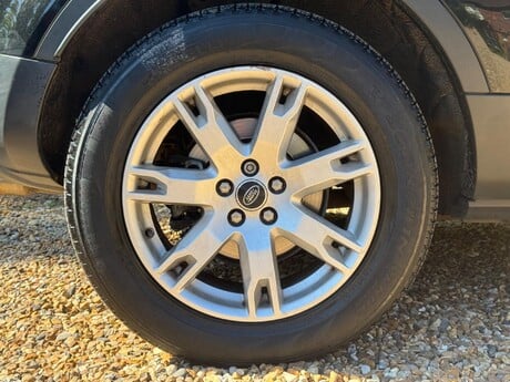 Land Rover Range Rover Evoque 2.2 SD4 Pure 4WD Euro 5 (s/s) 5dr 25