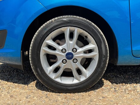 Ford Fiesta 1.0T EcoBoost Zetec Euro 6 (s/s) 5dr 24