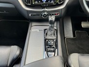 Volvo XC60 2.0 T5 R-Design Auto AWD Euro 6 (s/s) 5dr 12