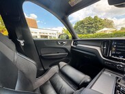 Volvo XC60 2.0 T5 R-Design Auto AWD Euro 6 (s/s) 5dr 15