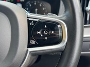 Volvo XC60 2.0 T5 R-Design Auto AWD Euro 6 (s/s) 5dr 26