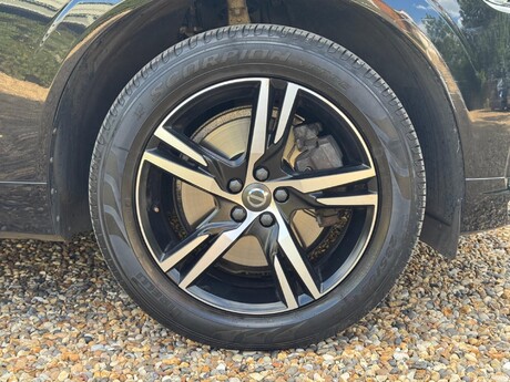 Volvo XC60 2.0 T5 R-Design Auto AWD Euro 6 (s/s) 5dr 28