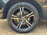 Volvo XC60 2.0 T5 R-Design Auto AWD Euro 6 (s/s) 5dr 29